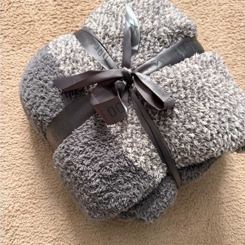 Barefoot Dreams Throw Blanket